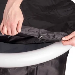 Bain froid de cryothérapie pour sportifs et athlètes pour accélérer la récupération musculaire