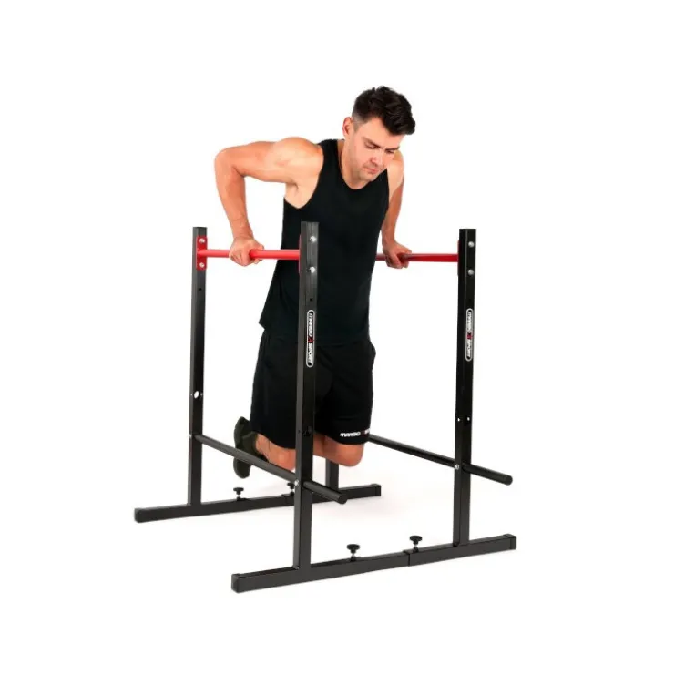 Barres parallèles d'entraînement en homegym - ajustables et robuste