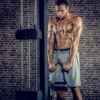 Barre à triceps 34 cm en forme de V avec revêtement caoutchouc