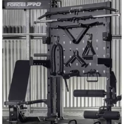 Base de rangement Force USA avec 20 ancres de fixation pour accessoires de musculation et poignées de tirage