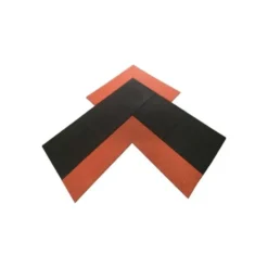 Bordures de finition souples en caoutchouc pour surface sportive avec dalles de sol