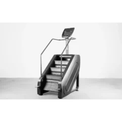 Climber Step - Escalier professionnel pour salle de sport commerciale avec écran d'affichage