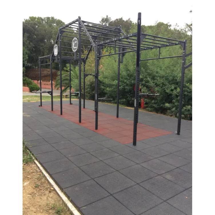 Dalles de sol en caoutchouc pour espace de sport en extérieur 25 ou 45 mm