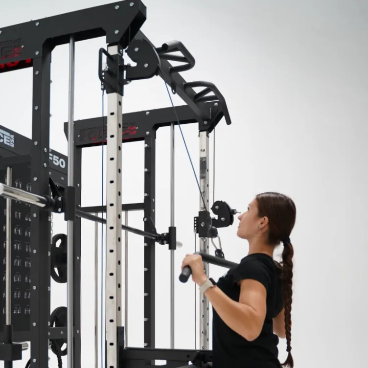 Functional trainer multi-équipé avec accessoires multiples - Musculation Force USA F50 V2