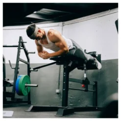 Glute ham raise de musculation Titanium Strength GH130 confortable et robuste - Training des muscles inférieurs du corps