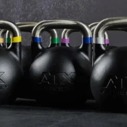 Kettlebells de compétition ATX de 8 à 48 kg avec code couleur et poignée de précision 34 mm