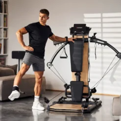 Multi-station en bois Bio force avec technologie TNT - Entraînement polyvalent en homegym avec résistance maximale de 125 kg