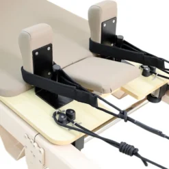 Pilates Reformer Pliable Comfolder EVO avec système de résistance à ressorts jusqu'à 79 kg et boîte Pilates incluse
