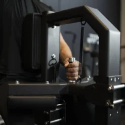 Plate Loaded Iso-Lateral Lat Pulldown Titanium Strength Élite Séries EL-PL6 - Appareil de musculation pour le dos