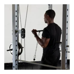 Powercage cross-training avec poulie haute et basse