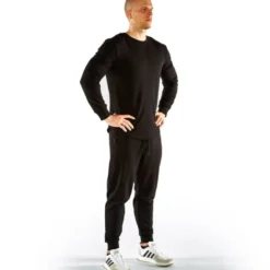 Pull d'entraînement ATX de couleur noir avec coupe régulière et col rond - Style sportswear
