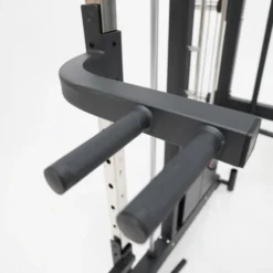 Rack polyvalent Force USA F100 V2 avec 200 kilos de plaques de poids et accessoires de training