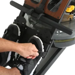 Rameur de cardio-training avec technologie hydroélectrique - Résistance réglable