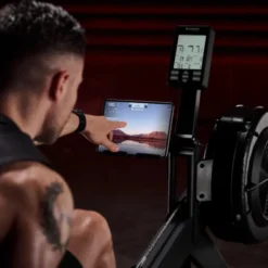 Rameur de compétition SpeedRow à résistance à air et entraînement par chaîne type Concept2 pour Hyrox et cardio intense