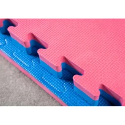 Revêtement en puzzle pour protection de sol homegym et salle de sport