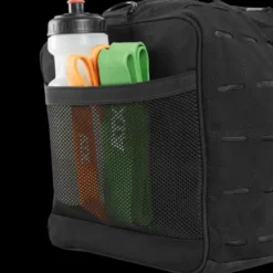 Sac de sport et de voyage d'une volume de 40 à 42 L avec compartiment à chaussures et bandoulière amovible