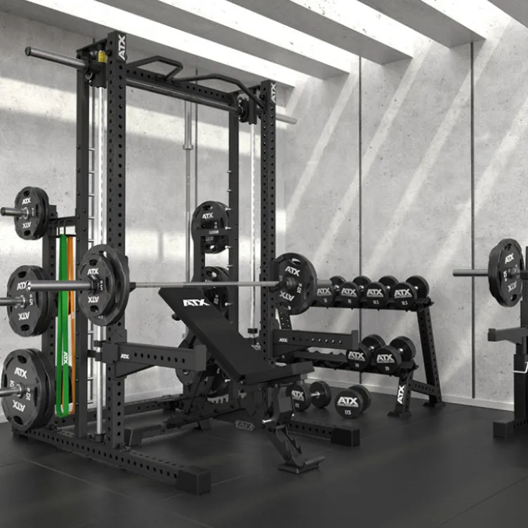 Smith machine ATX série 700 avec guidage précis et fluide ultra-robuste - Supports de rangement multiples intégrés pour homegym