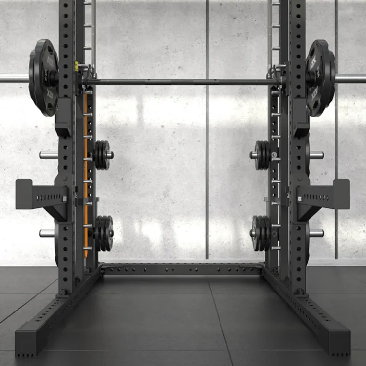 Smith machine ATX série 700 avec poulie à charge libre -Guidage précis et fluide avec supports de rangement multiples intégrés