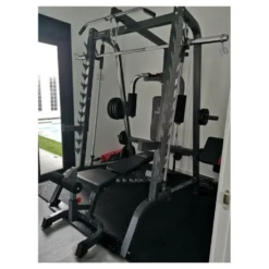 Smith machine polyvalente pour training complet du corps - Capacité de charge 363 kg - Titanium Strength 160ST