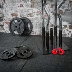 Socle de rangement vertical pour 5 barres de musculation de diamètre 30 mm