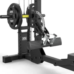Station de tirage ATX à charge libre jusqu'à 150 kg avec banc d'aviron rabattable et repose-pieds ajustable