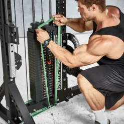 Station de tirage à poulie ATX ultra polyvalente 3 en 1 pour lat pulldown et rowing avec colonne de poids 135 kg - Trinity Tower