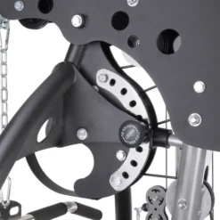 Station home-gym haut de gamme multi équipée avec colonne de poids 90 kg et leg curl extension
