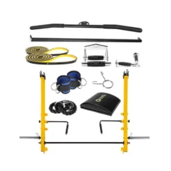 Station multi-gym avec ensemble complet d'accessoires pour des entraînements de musculation variés en homegym