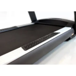 Tapis de course TM900 TFT Titanium Strength Performance Séries avec écran tactile de 16