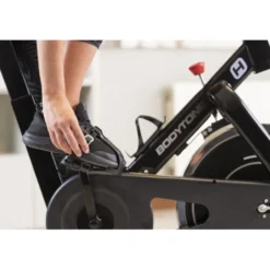 Vélo d'appartement spinning haute performance roue 14 kg
