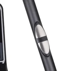 Vélo de cardio avec réglage manuel de la résistance pour séance de cardio en HomeGym - Ajustement de surface inégale