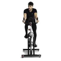 Vélo de spinning cardio-training avec pédalage biomécanique