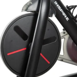 Vélo de spinning multi-réglable et silencieux - Roue d'inertie 14 kg