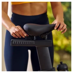 Vélo de spinning Speed race SR Hammer avec roue d'inertie de 20 kg - Speedbike entièrement réglable à 32 niveaux de résistance