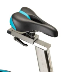 Vélo de vitesse connecté avec frein magnétique et 29 programmes d'entraînement - Ecran LCD complet