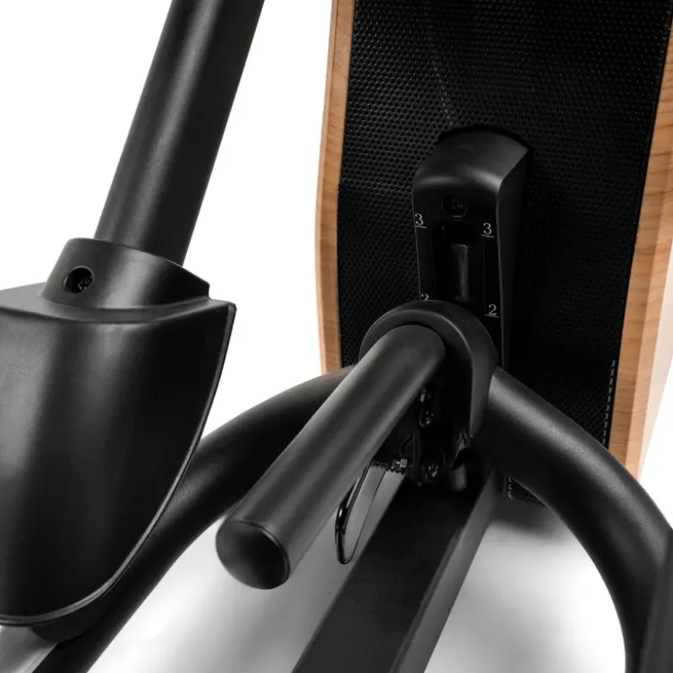 Vélo elliptique Hammer avec roue d'inertie de 20 kg et écran tactile TFT - 32 niveaux de résistance