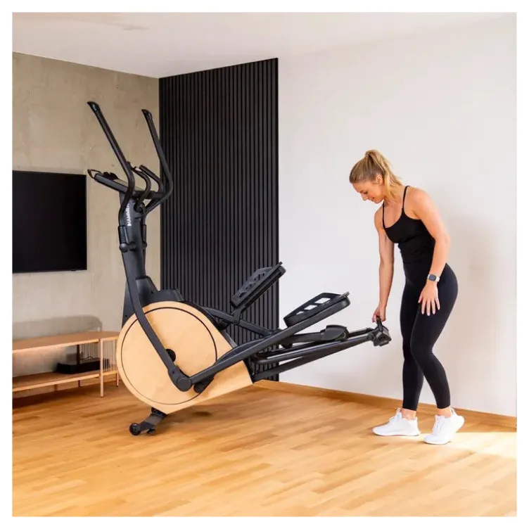 Vélo elliptique Hammer avec roue d'inertie de 20 kg et écran tactile TFT - 32 niveaux de résistance