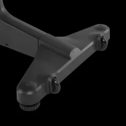 Vélo spinning professionnel Racemachine ATX avec volant d'inertie de 18 kg et écran multifonction pour séances intensives
