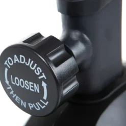 Vélo stationnaire simple d'utilisation avec réglables divers et guidon multi-positions - Difficultés x8 - Cardio T3